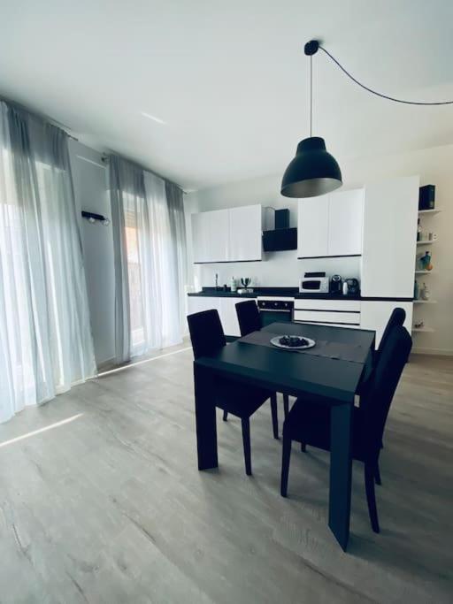 Sun Street Apartment Верона Екстер'єр фото