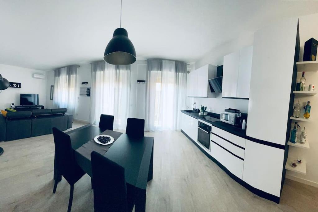 Sun Street Apartment Верона Екстер'єр фото