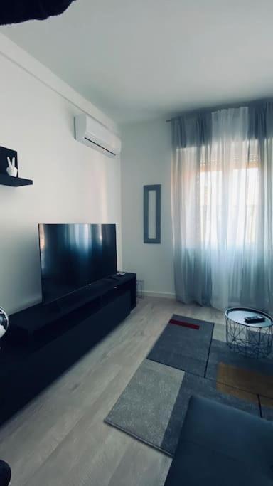 Sun Street Apartment Верона Екстер'єр фото