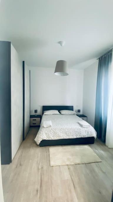 Sun Street Apartment Верона Екстер'єр фото
